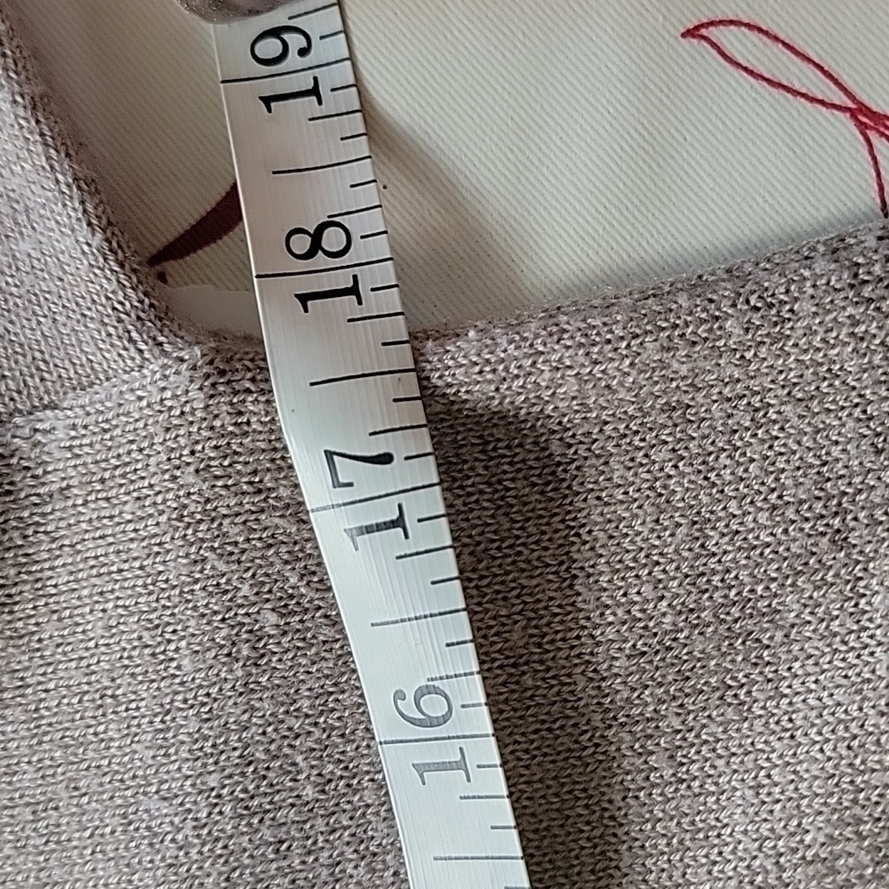 Willow & Clay Tan Sweater with Dog Design - Picture 7 of 9